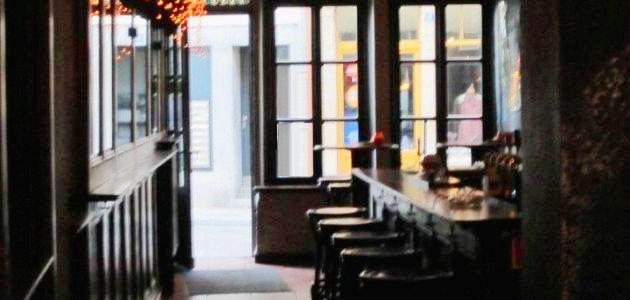 Save the Liquid Bar Counter